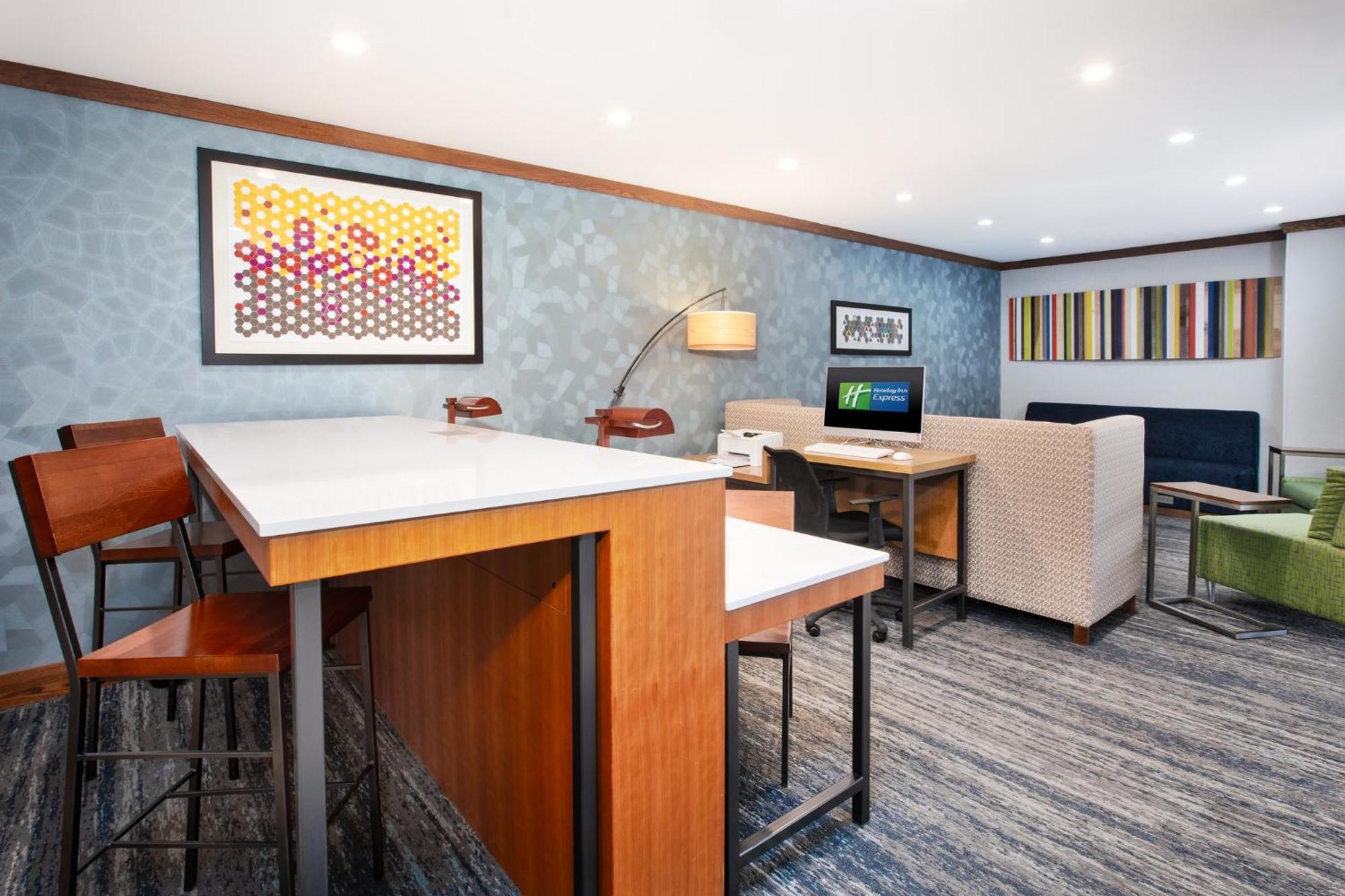 Holiday Inn Express & Suites Buffalo, An Ihg Hotel Exteriör bild