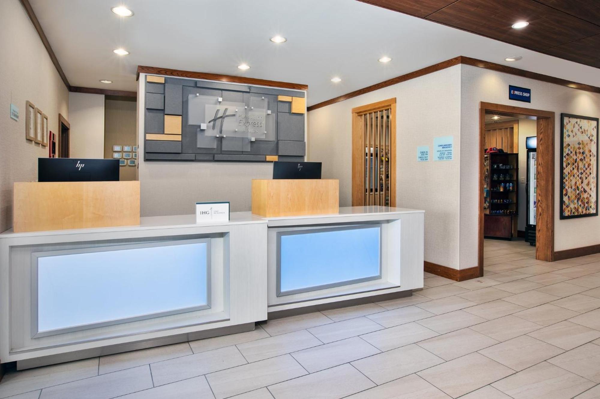 Holiday Inn Express & Suites Buffalo, An Ihg Hotel Exteriör bild