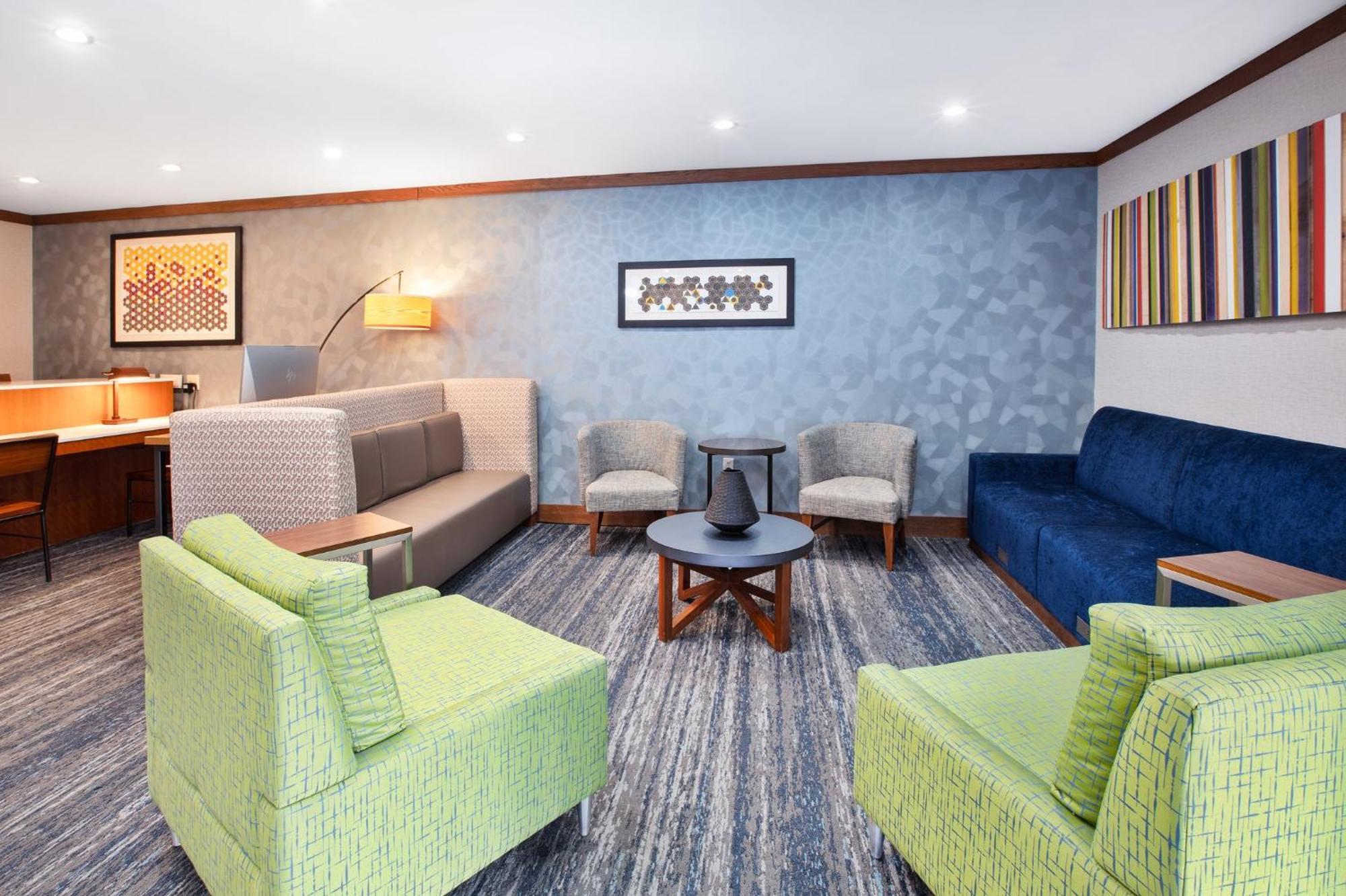 Holiday Inn Express & Suites Buffalo, An Ihg Hotel Exteriör bild