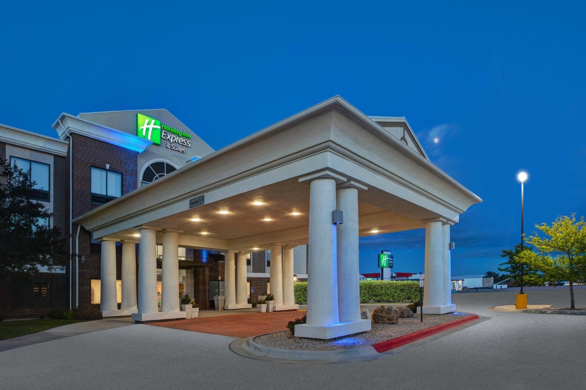 Holiday Inn Express & Suites Buffalo, An Ihg Hotel Exteriör bild